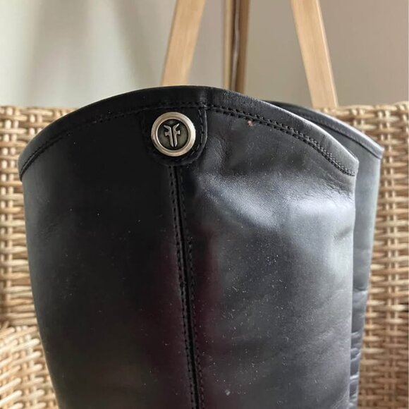 NEW Frye, black leather The Melissa Button 2 boots, size 6.5 - Picture 2 of 4